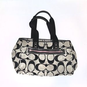 COACH Handbag 👜 ✨